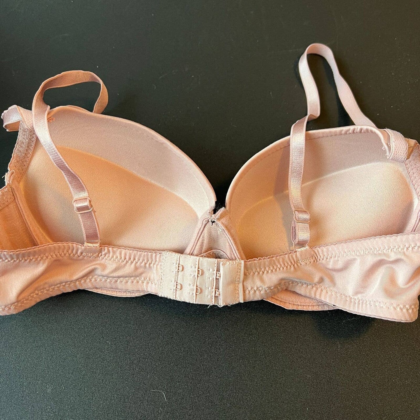 Marilyn Monroe Womens Sz 34B Padded Ultra Push Up Bra Light Beige