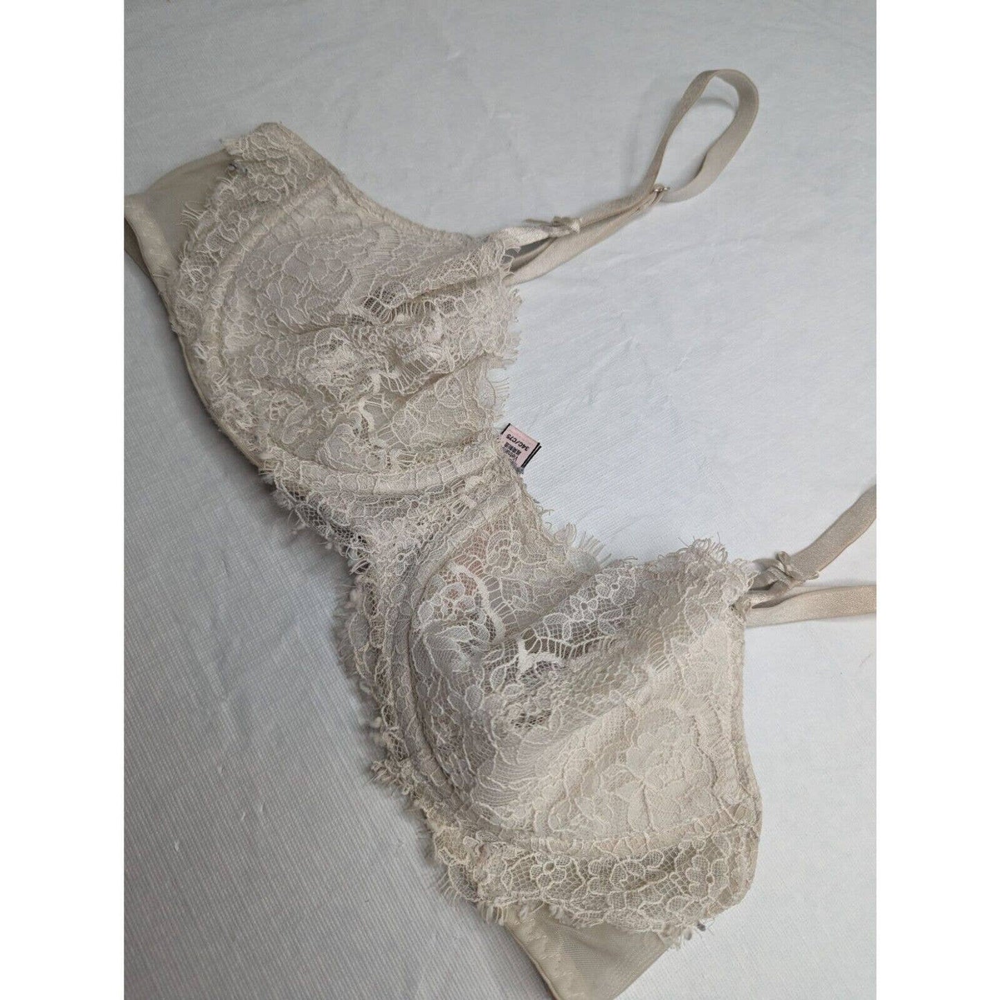 Victorias Secret Sz 34C Dream Angels Push Up Without Padding Bra Ivory Lace