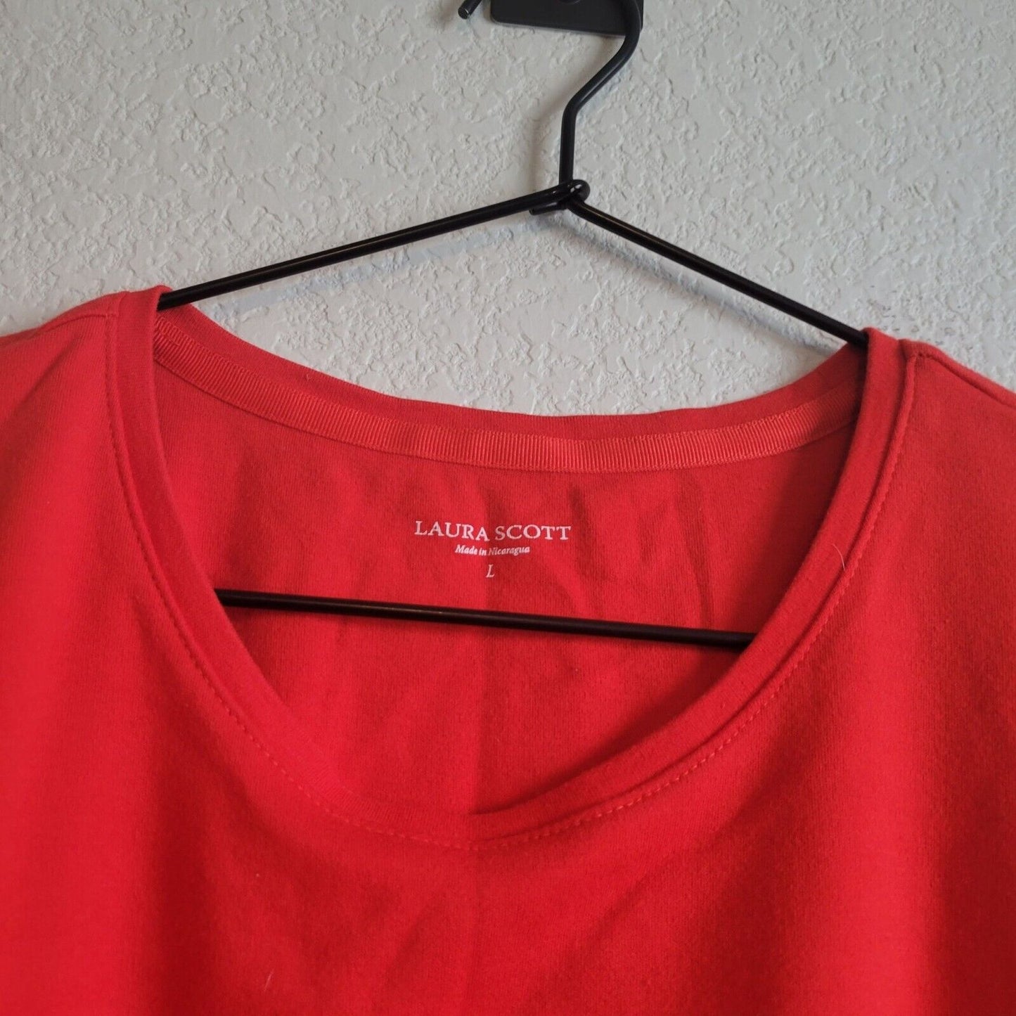 Laura Scott Womens Sz l Classic Short Sleeve T Shirt Solid Cherry Red