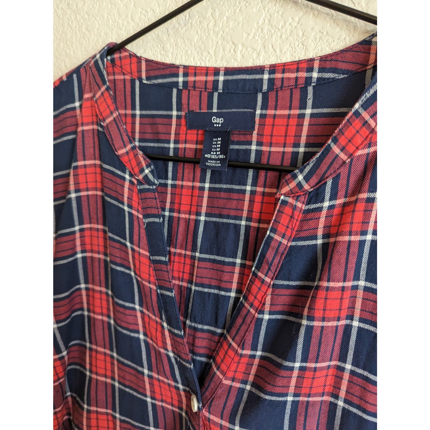 Gap Womens Sz M Long Sleeve Button Down Plaid Shirt Red Blue