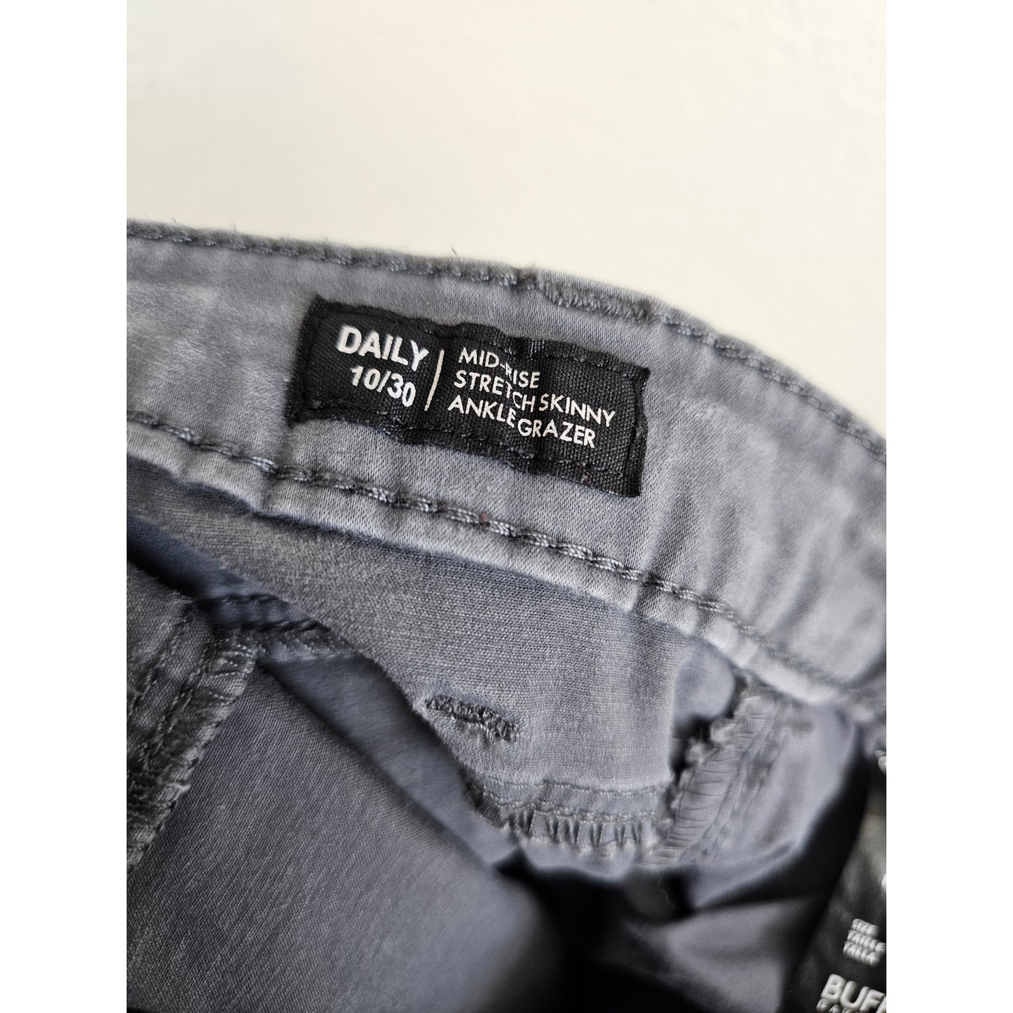 Buffalo David Bitton Jeans Womens 10 Gray Daily Mid Rise Skinny Ankle Preppy