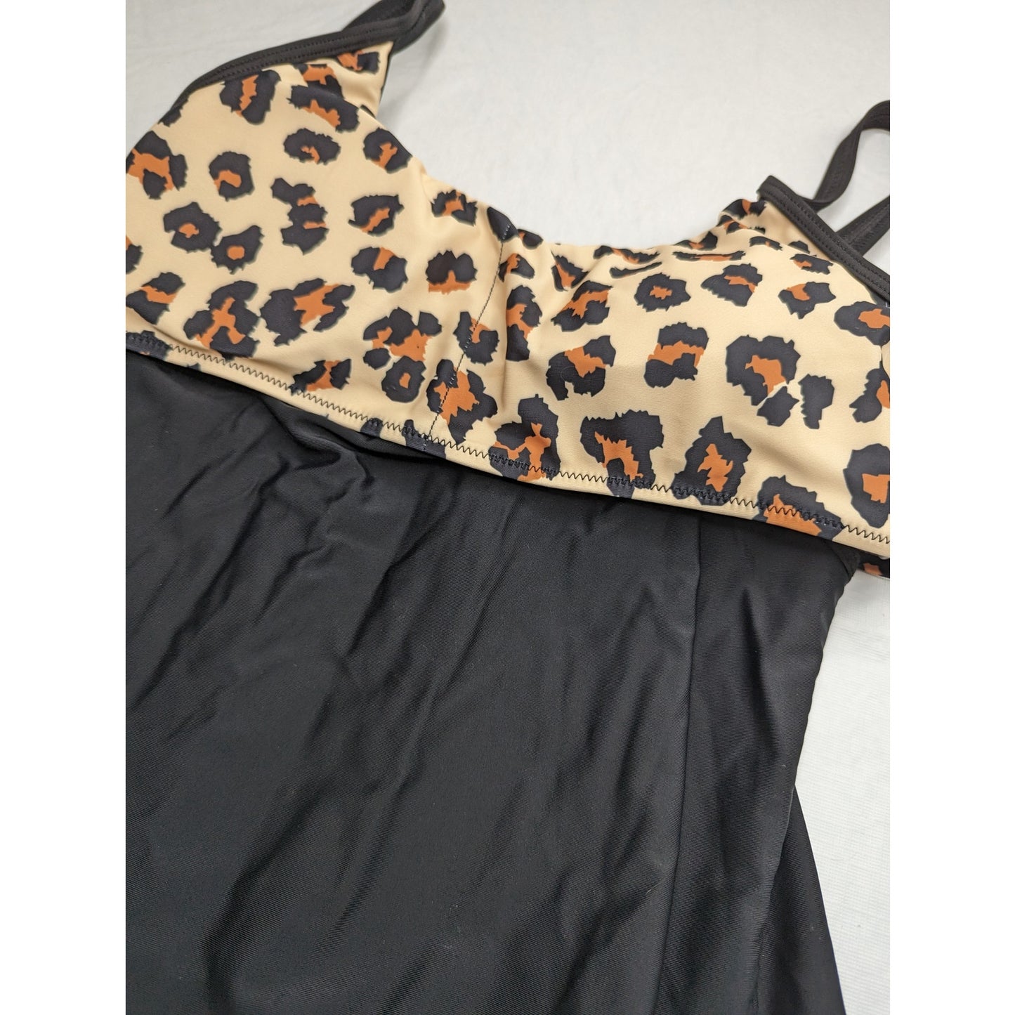 Beachsissi Womens Sz XL Tankini Swimsuit Top Black and Leopard Print