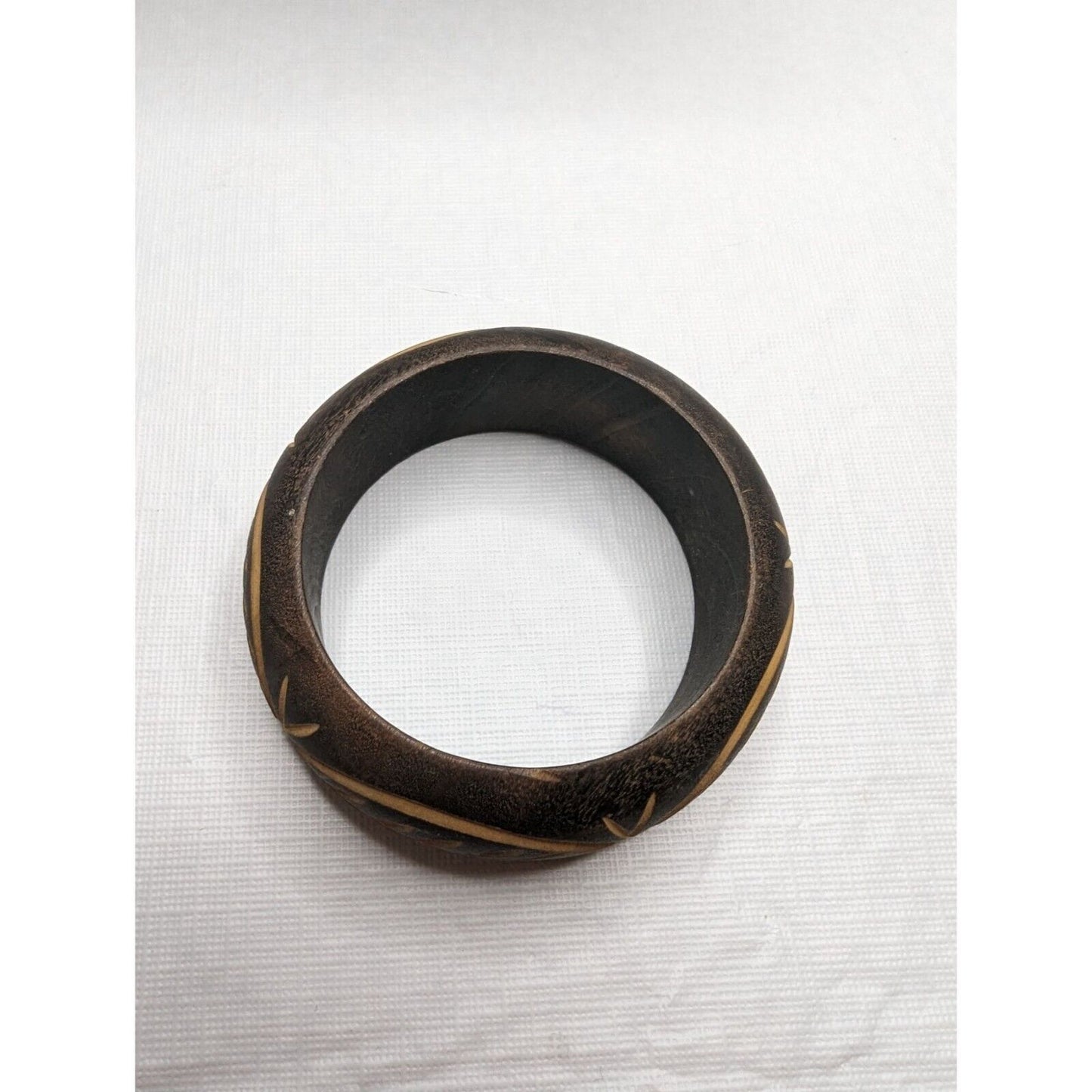 Vintage Mid Century Wooden Carved Bangle Bracelet Light Dark Brown