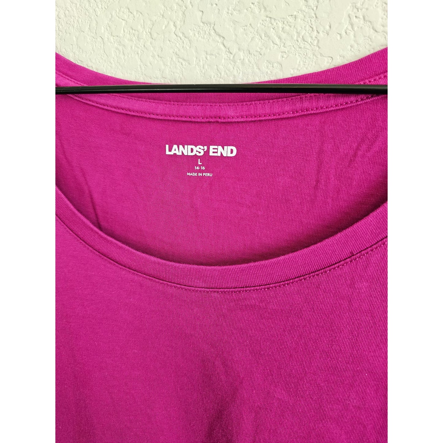 Lands End Womens Sz L (14-16) 100% Cotton Bright Pink Short Sleeve T Shirt