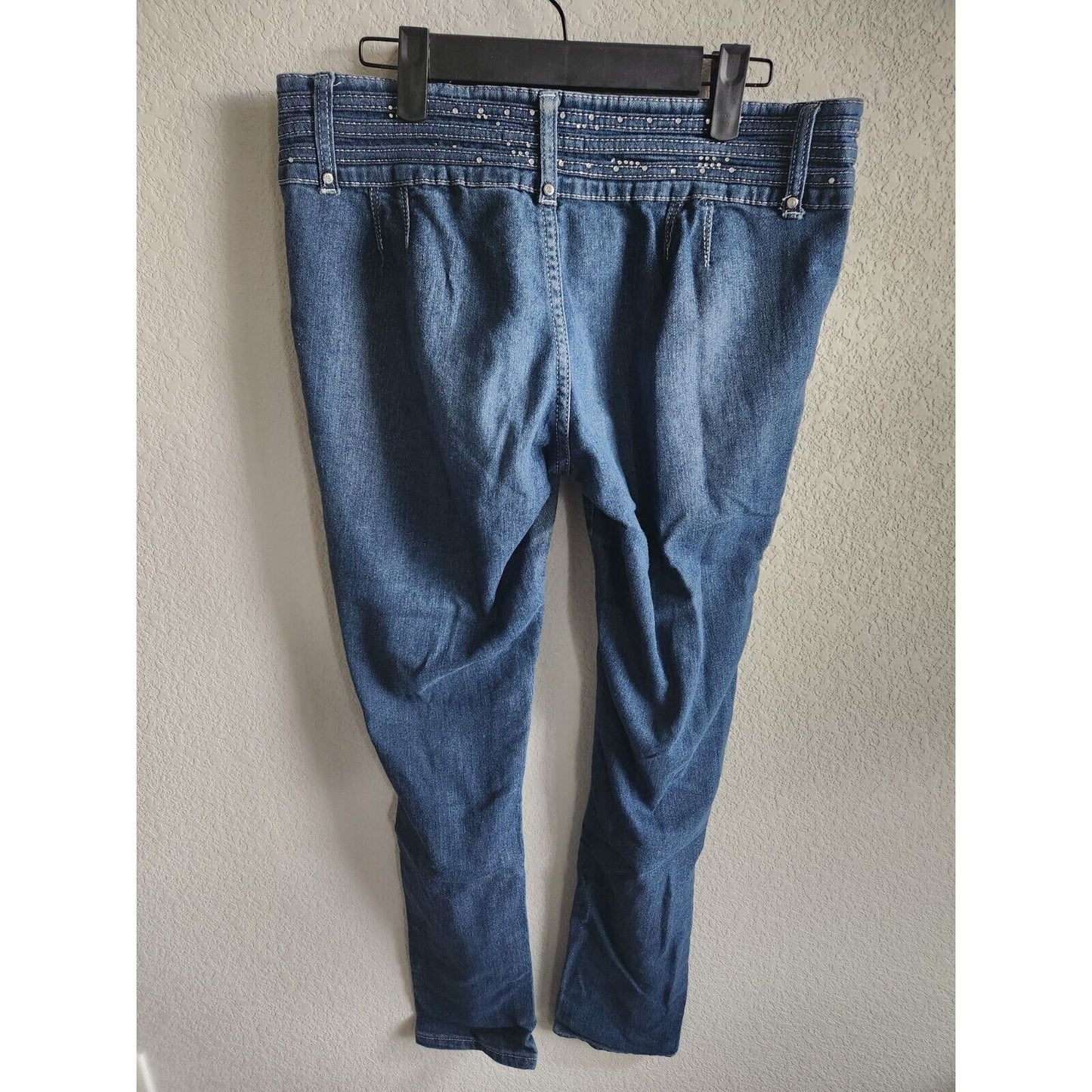 Pasion Juniors Sz 11 Dark Wash Skinny Blue Jeans Embellished Pockets