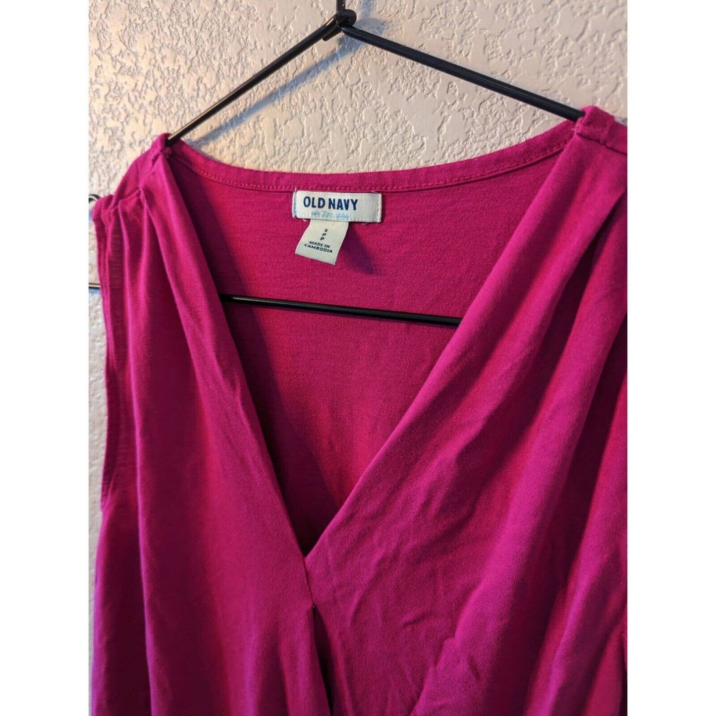 Old Navy Womens Sz S Sleeveless Blouse Pink Faux Wrap V Neck