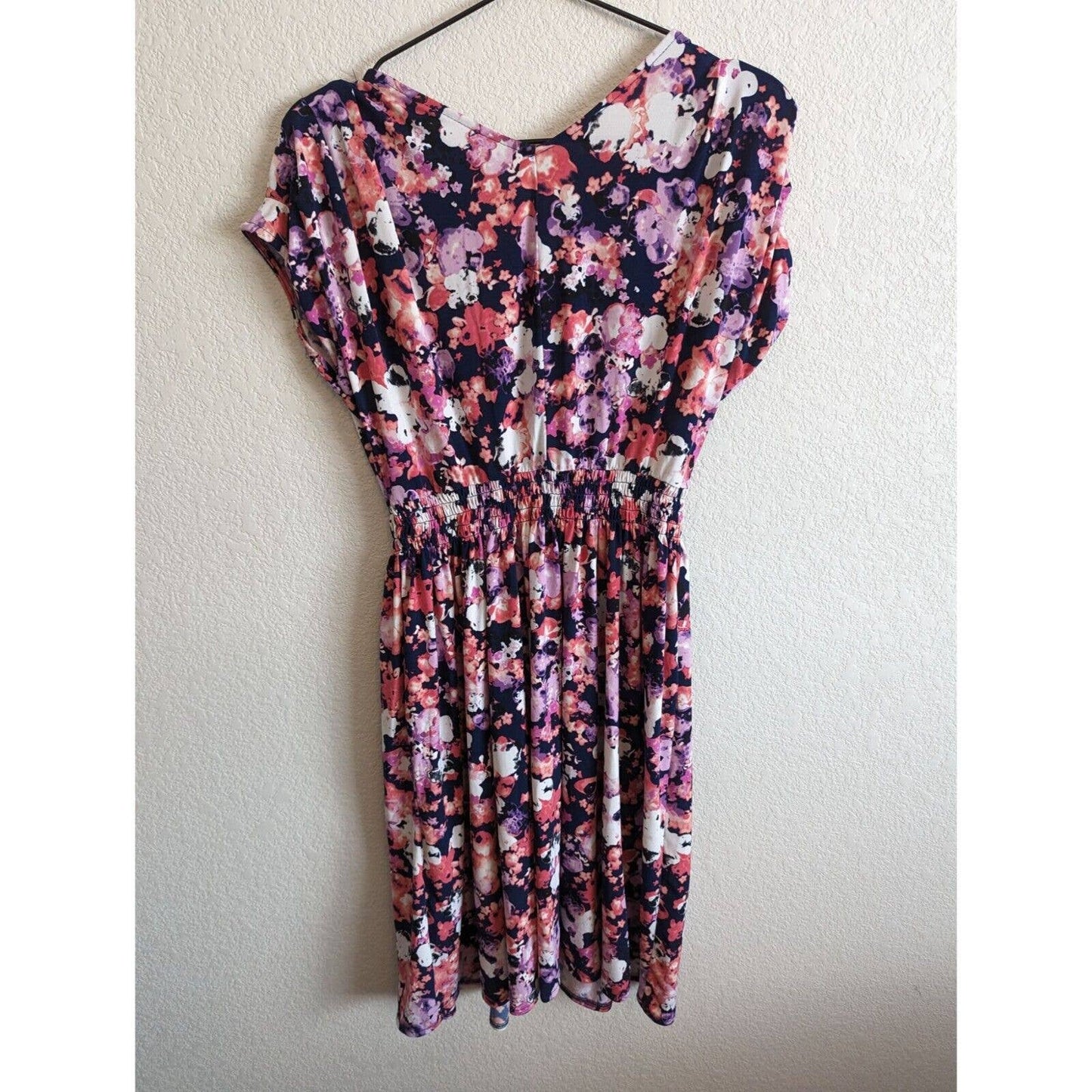 Daisy Fuentes Womens Sz S Short Sleeve Knee Length Floral Dress V Neck