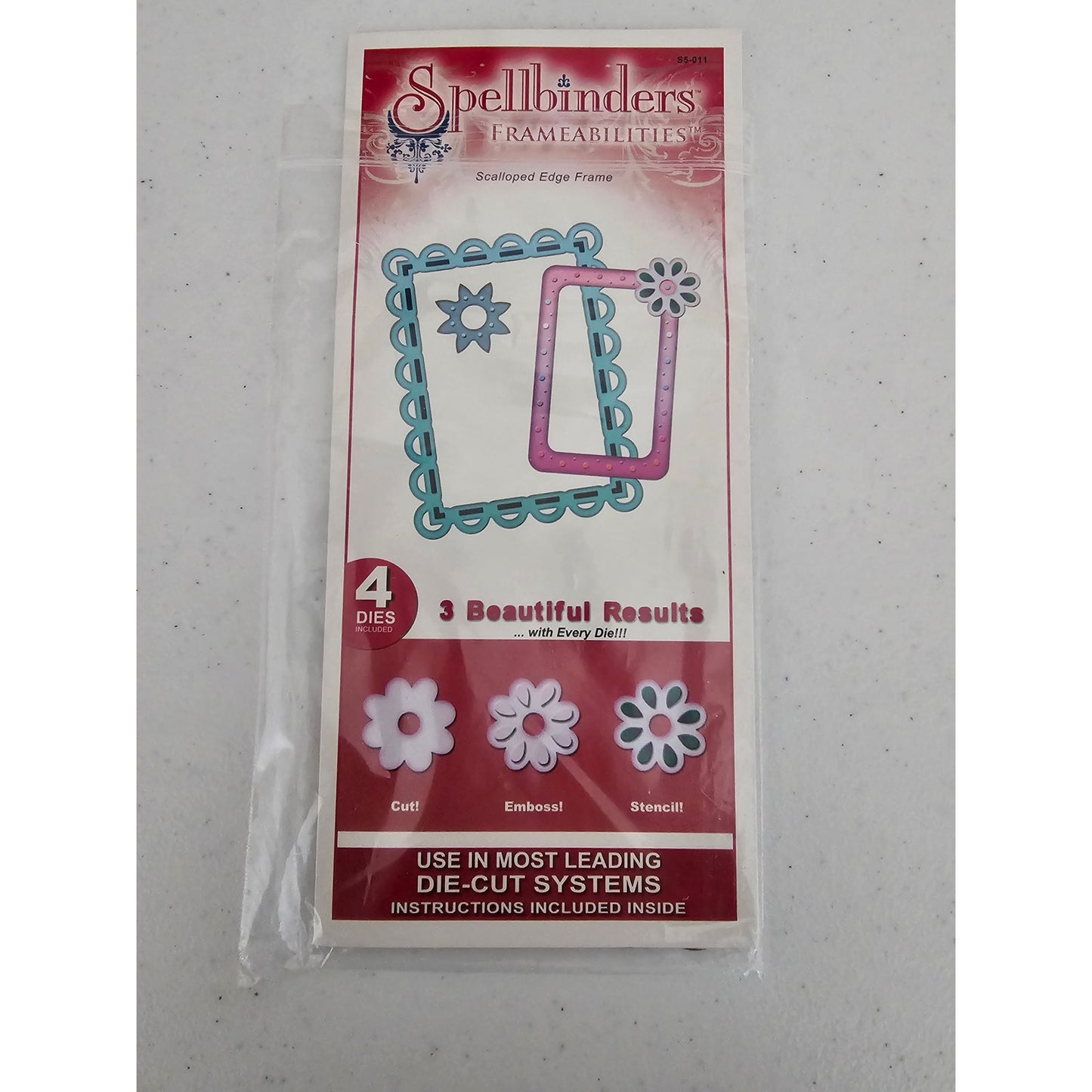 Spellbinders Frameabilities Steel Craft Die Set Scalloped Edge Frame