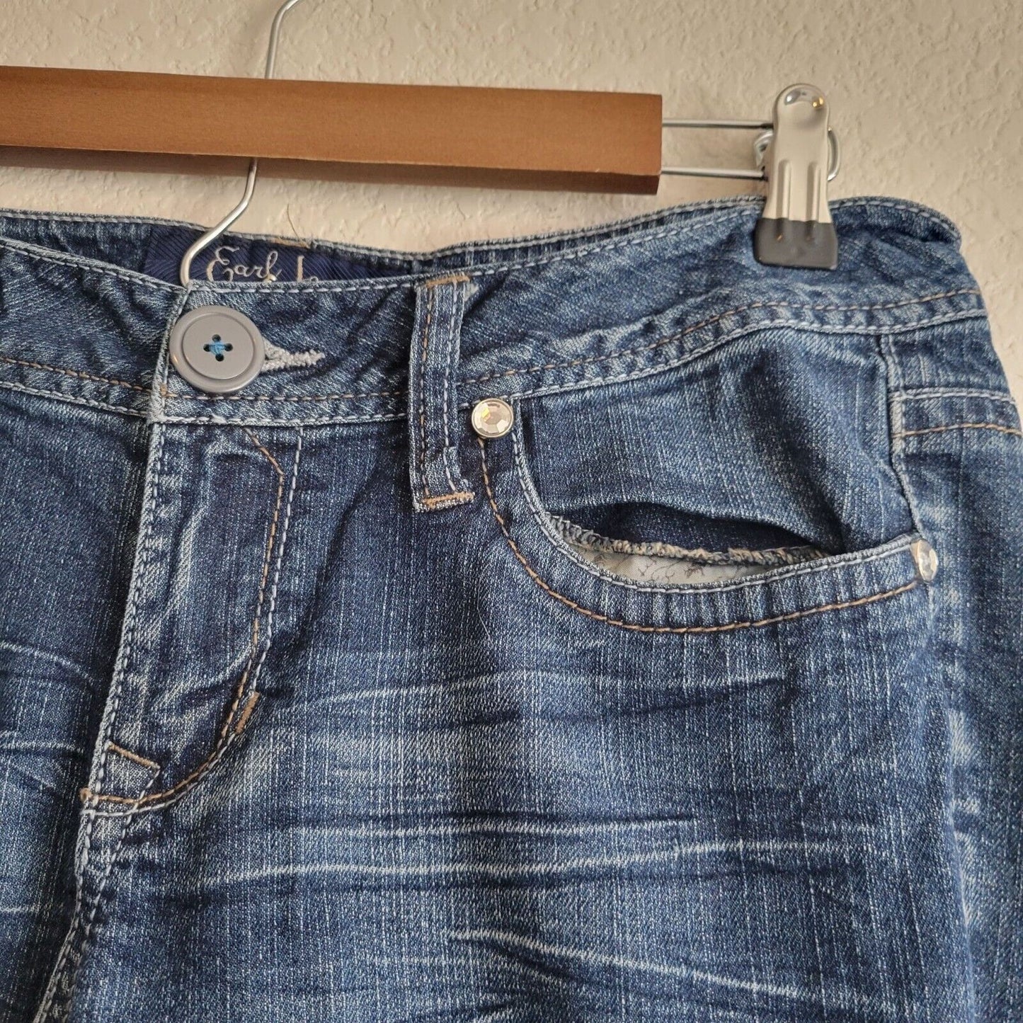 Earl Jean Juniors Sz 11 Straight Leg Medium Wash Blue Jeans Embellished Pocket