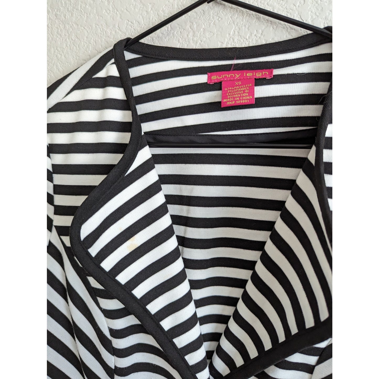 Sunny Leigh Womens Sz XS 2 Button Blazer Black White Striped