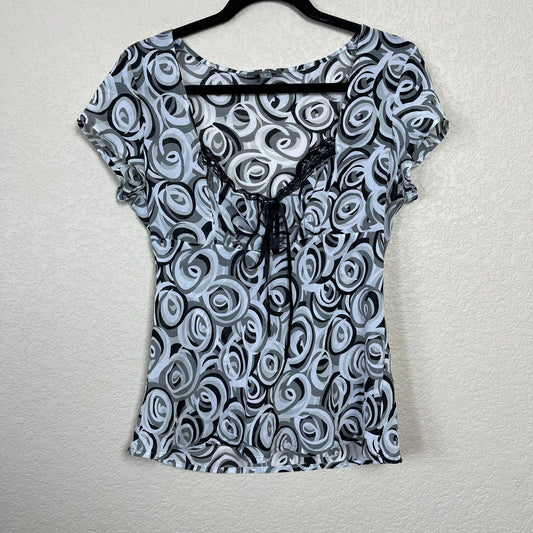 Apt. 9 Womens Sz M Short Sleeve Blouse Black Gray Swirl Print Lace Front