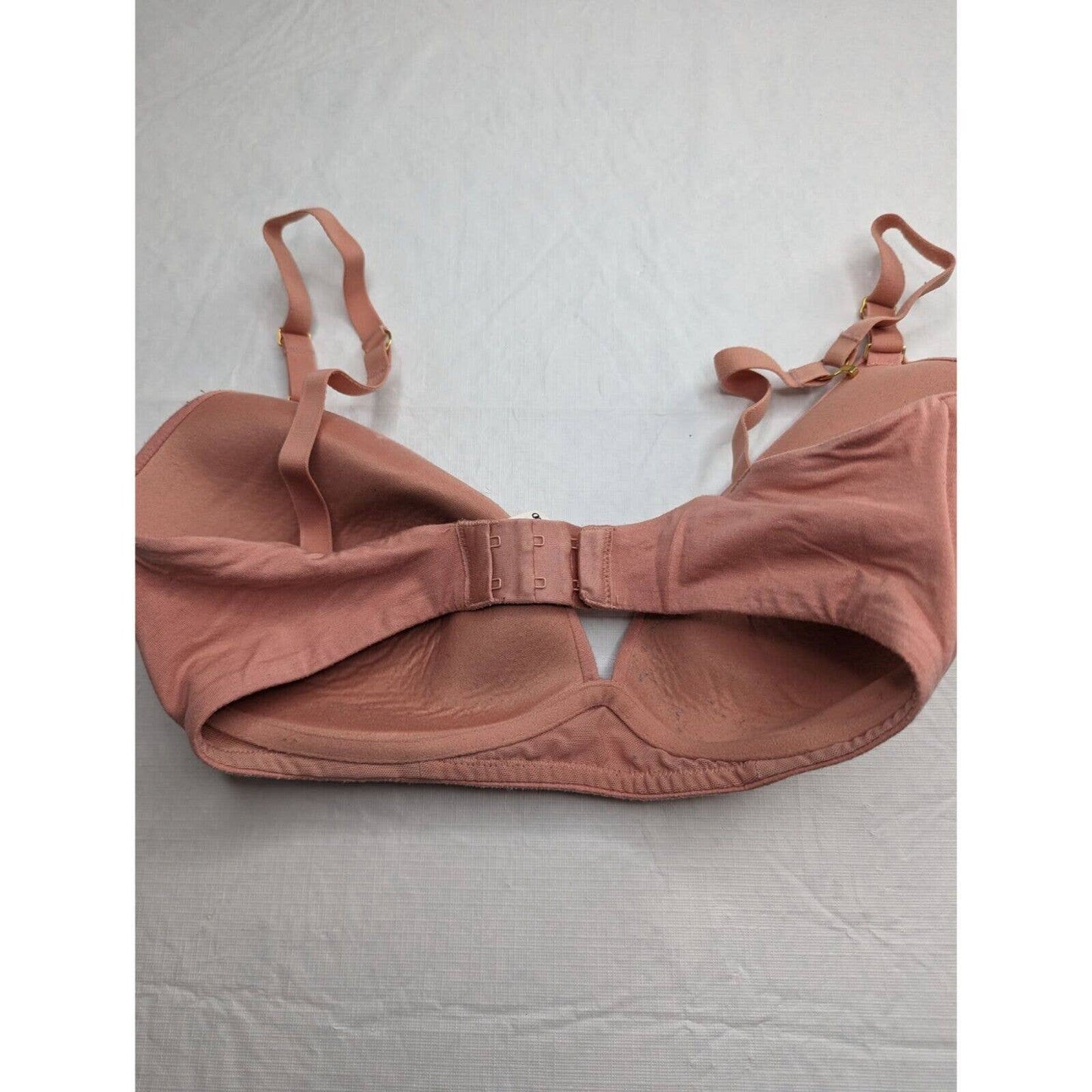 Lively Womens Sz 34DDD Blush Pink T Shirt Bra Lightly Padded