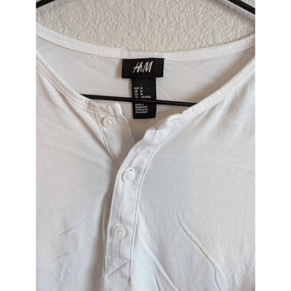 H&M Womens Sz M Tab Sleeve Long Sleeve T Shirt Solid White