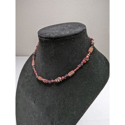 Vintage Y2K Mix Womens Single Strand Beaded Necklace Red Pink Stones