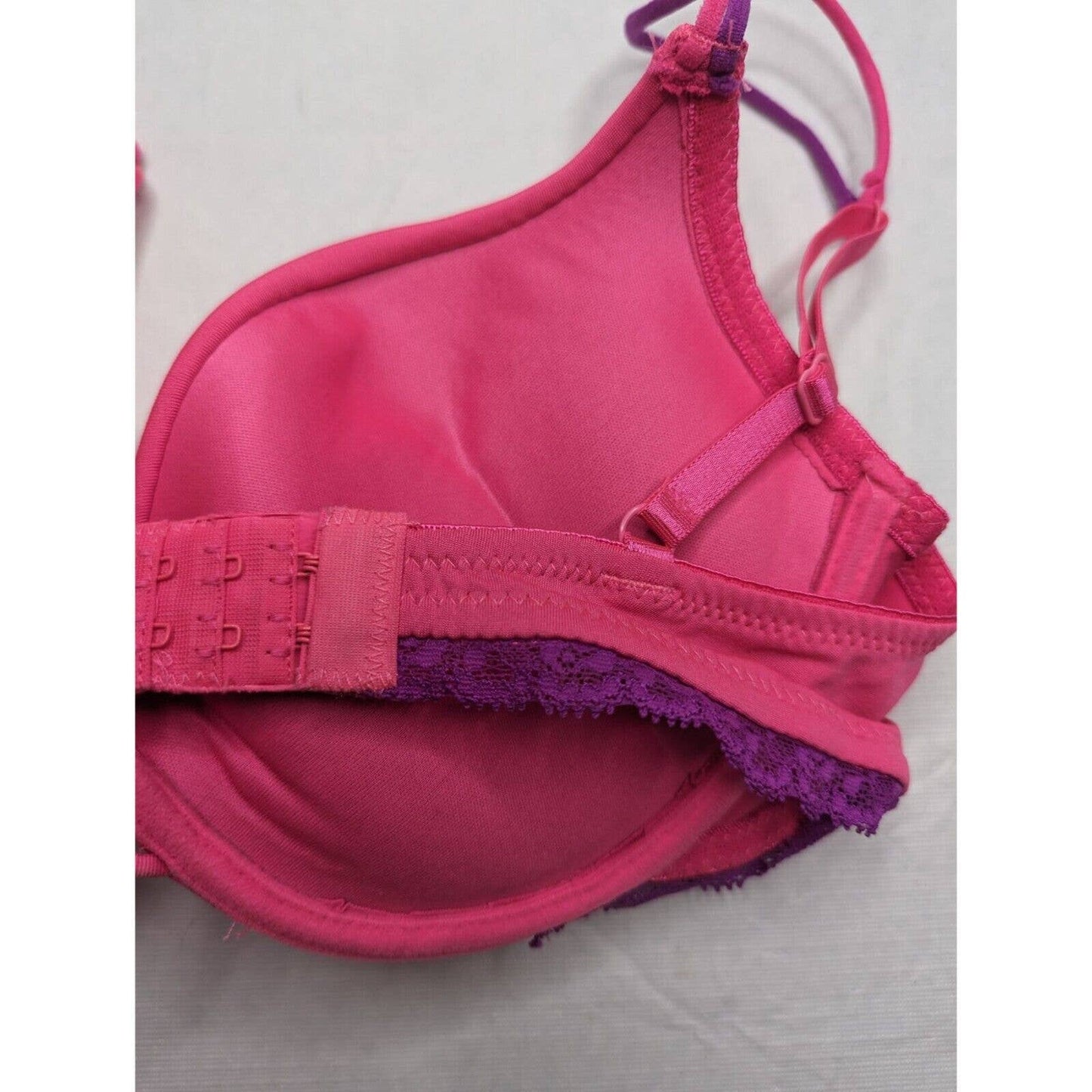 Vintage Body Candy Womens Sz 36D Bright Pink Heavily Padded Push Up Bra