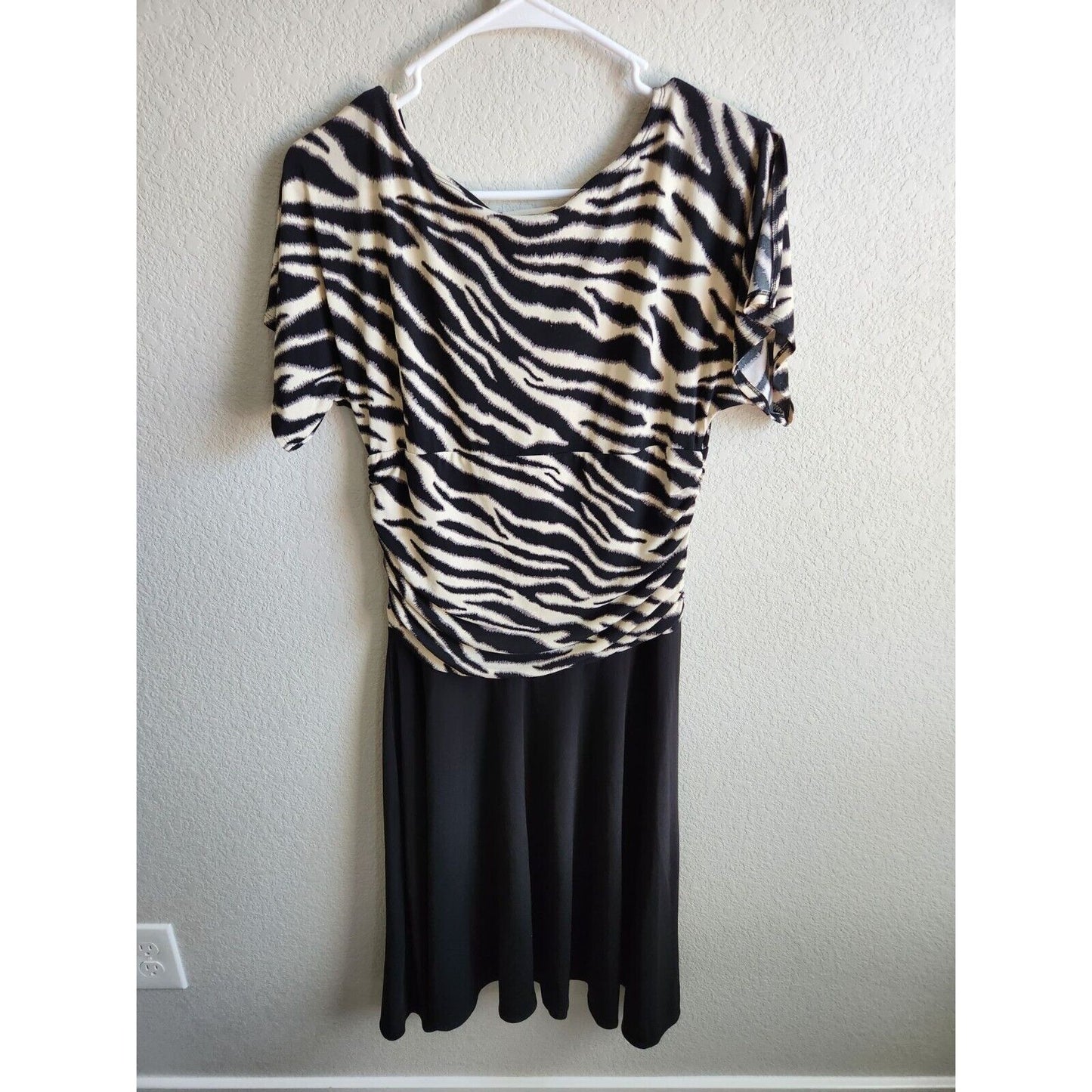 En Focus Studio Womens Sz 8 Midi Length A Line Dress Zebra Print Black White