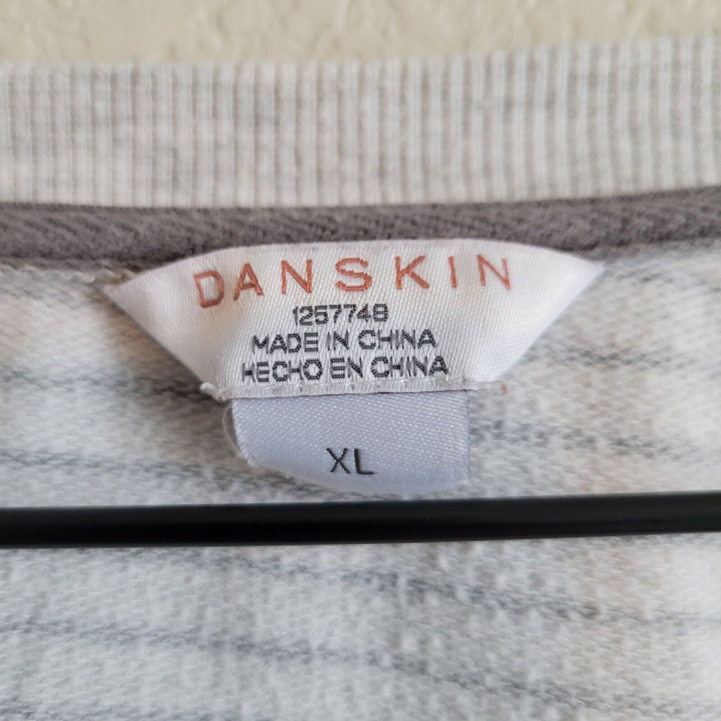 Danskin Womens Sz XL Tunic Length Lightweight Sweatshirt Gray White Striped