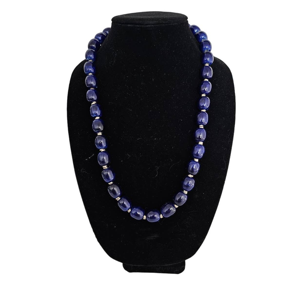 Vintage 1970s Single Strand Translucent Blue Glass Beaded Necklace