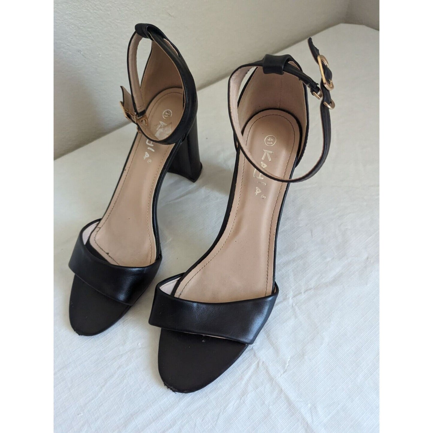 Kayla Womens Sz 41 Black Leather High Heels Block Heel Ankle Strap