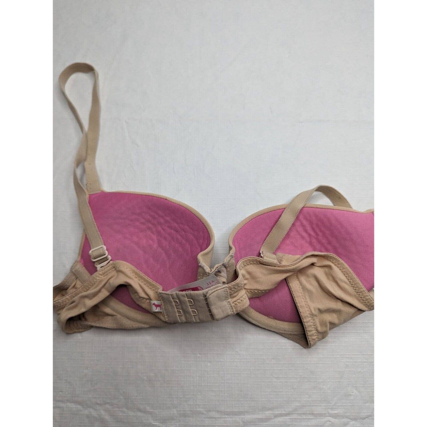 Pink by Victorias Secret Womens Sz 32A Classic T Shirt Bra Beige