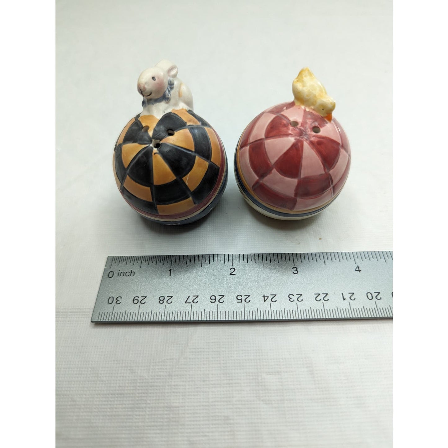 Vtg Salt and Pepper Shaker Set Mid Century Easter Bunny Egg and Chick Ceramic