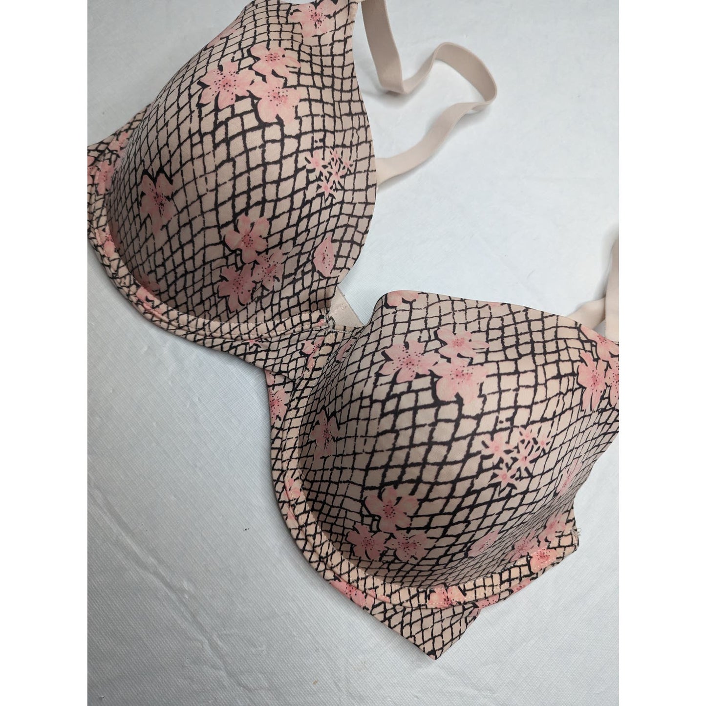 Maidenform Womens Sz 36DD Classic T Shirt Bra Pink Beige Floral