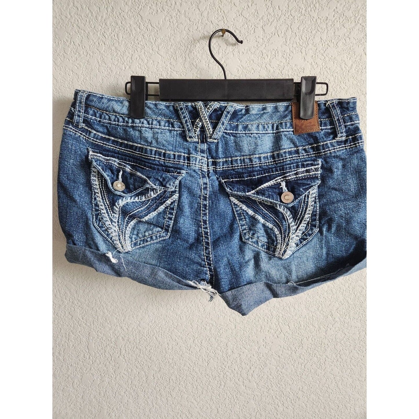 Ariya Juniors Sz 11 Medium Wash Blue Jean Denim Shorts