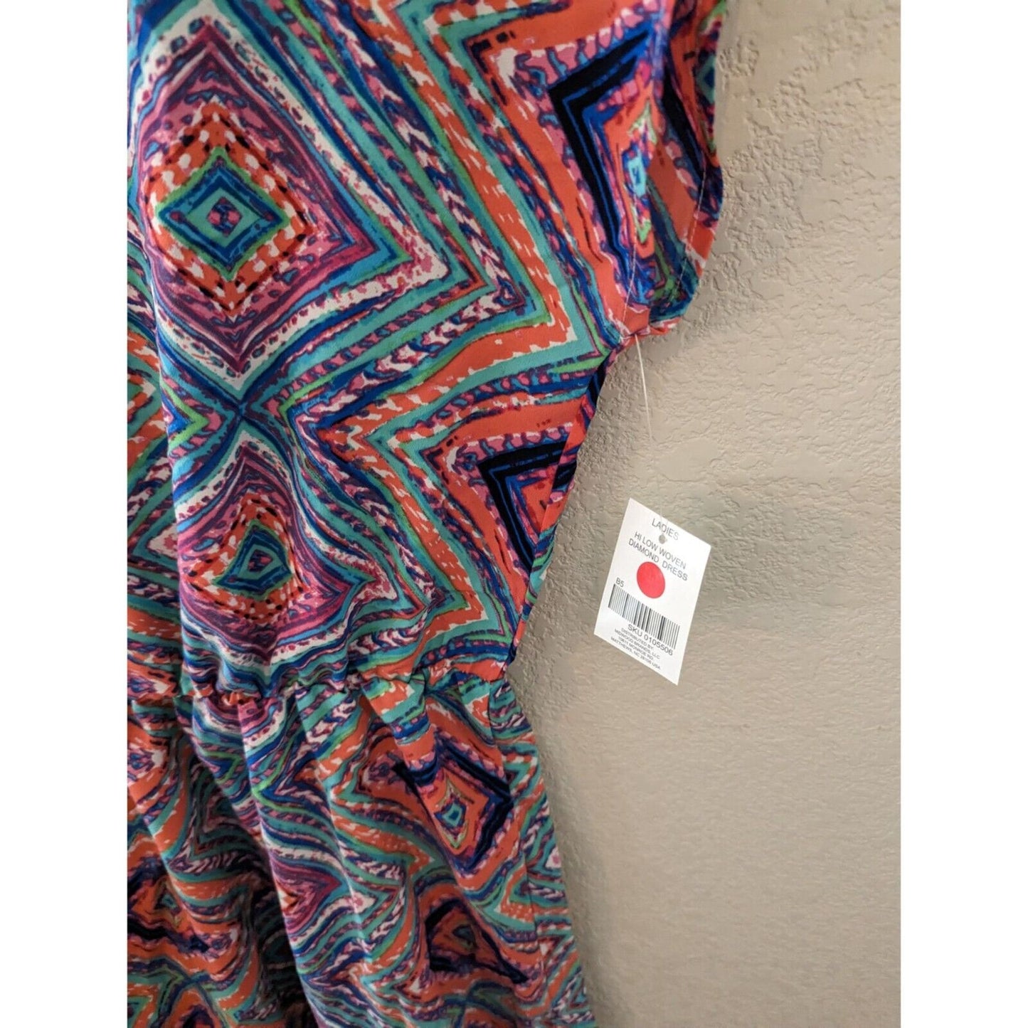 Just Be Womens Sz M Short Sleeve Knee Length Dress Colorful Geometric NEW