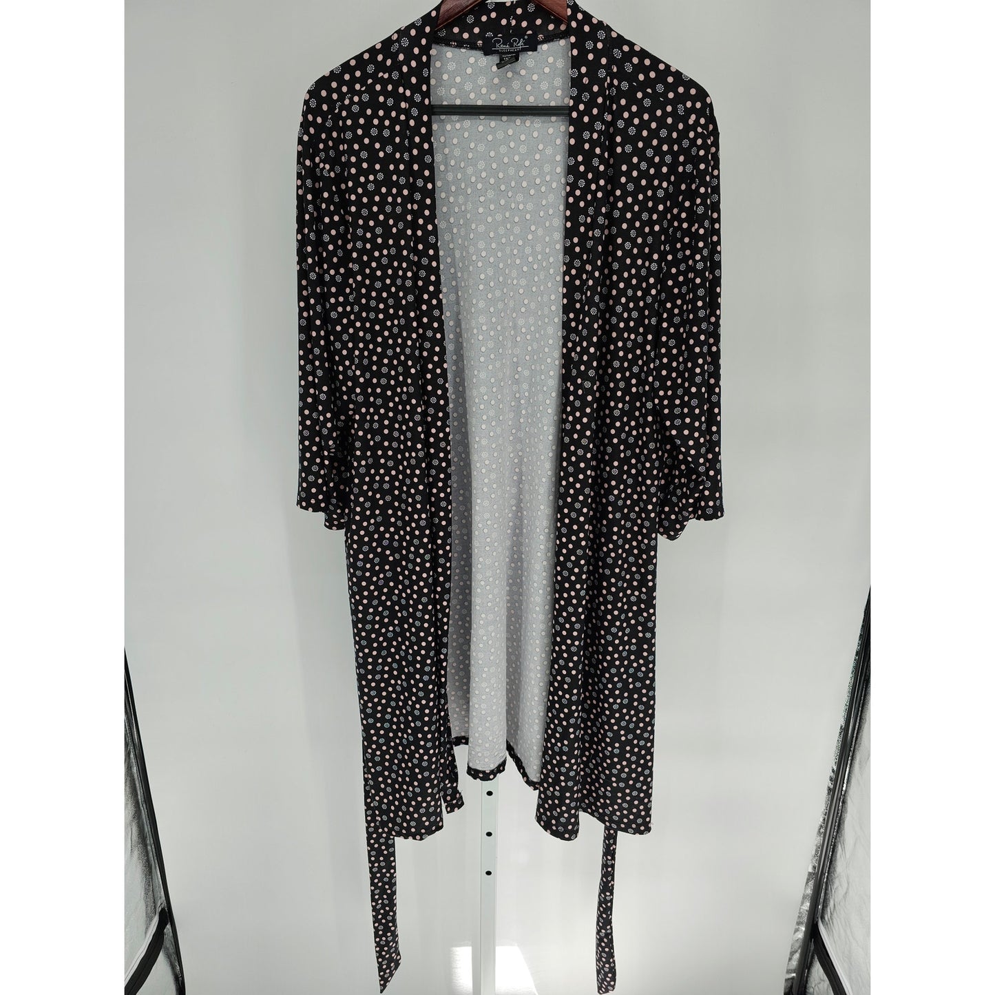 rene Rofe Womens Sz 1X Tie Waist Long Sleeve Robe Black Pink Polka Dot