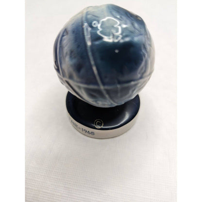 1964-65 New York World's Fair Unisphere Globe SALT & PEPPER SHAKERS