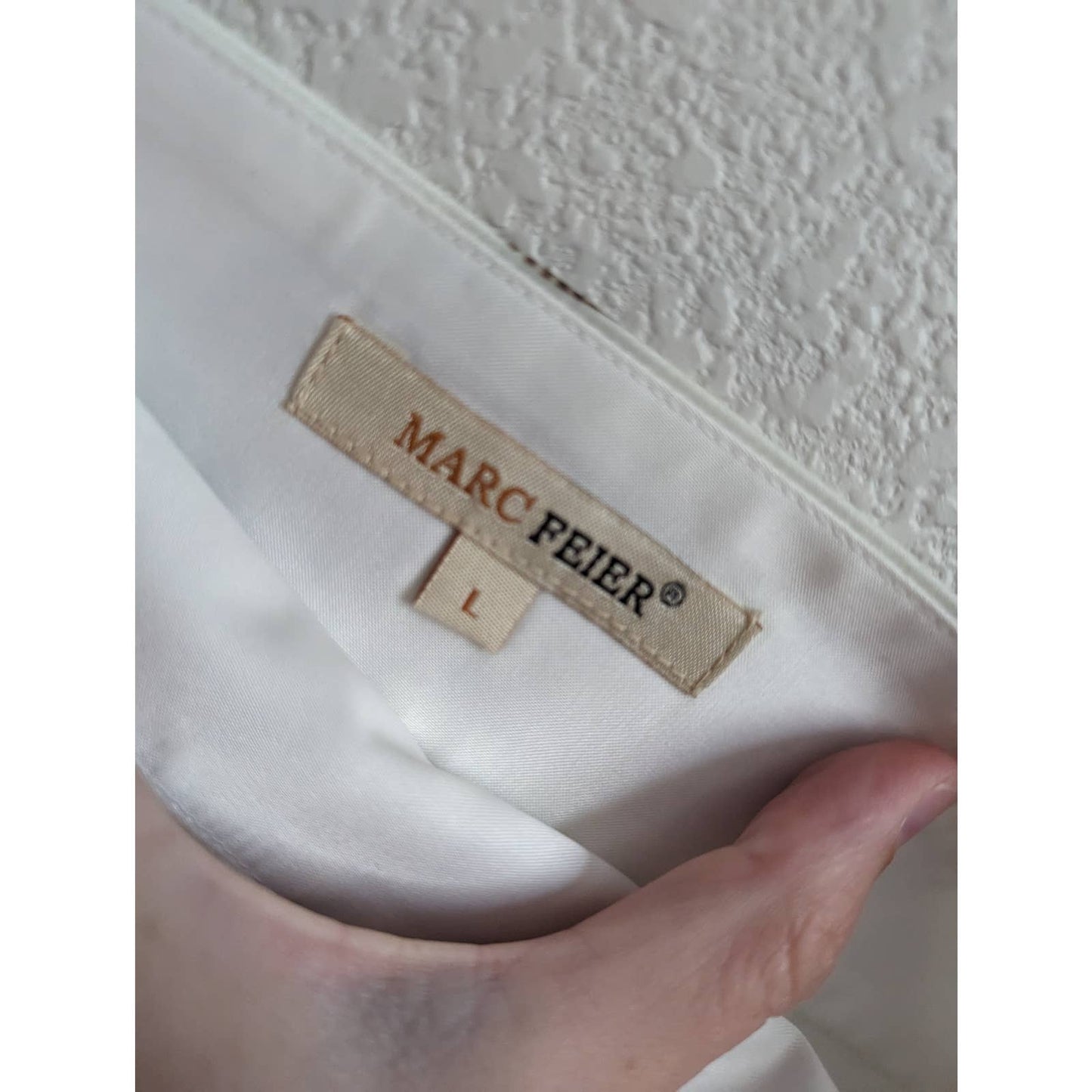 Marc Feier Womens Sz L Below Knee Skirt Greece Greek Emblem