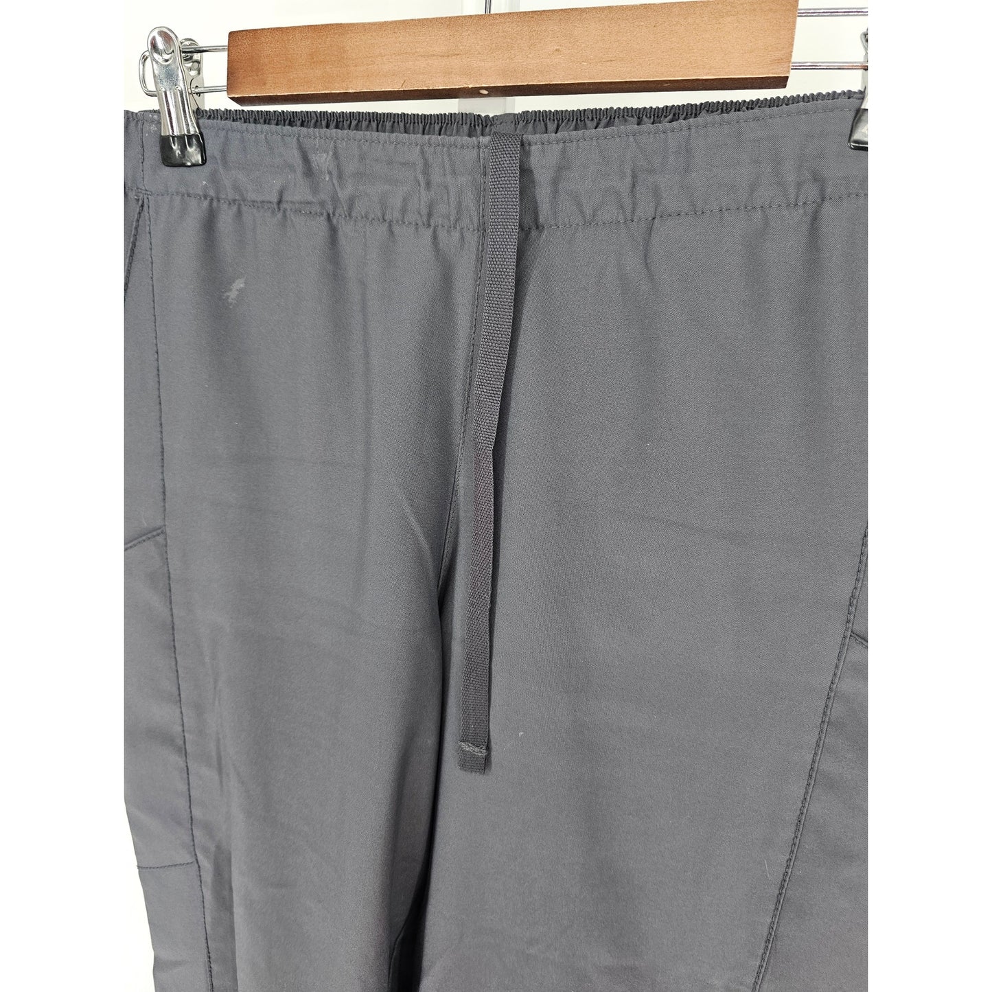 Spread Good Cheer Womens Sz L Scrub Pants Dark Gray