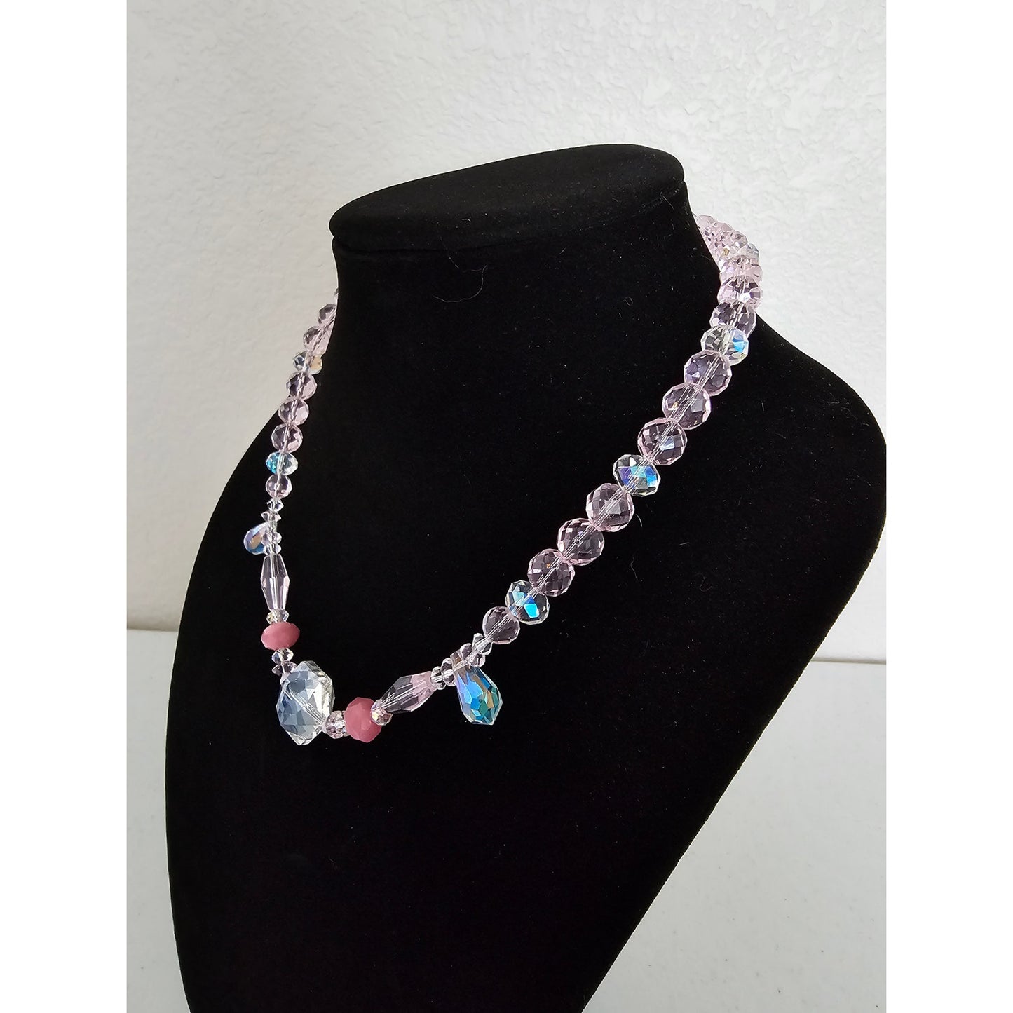 Vintage Y2K Womens Single Strand Necklace Clear Rhinestone Pink Preppy