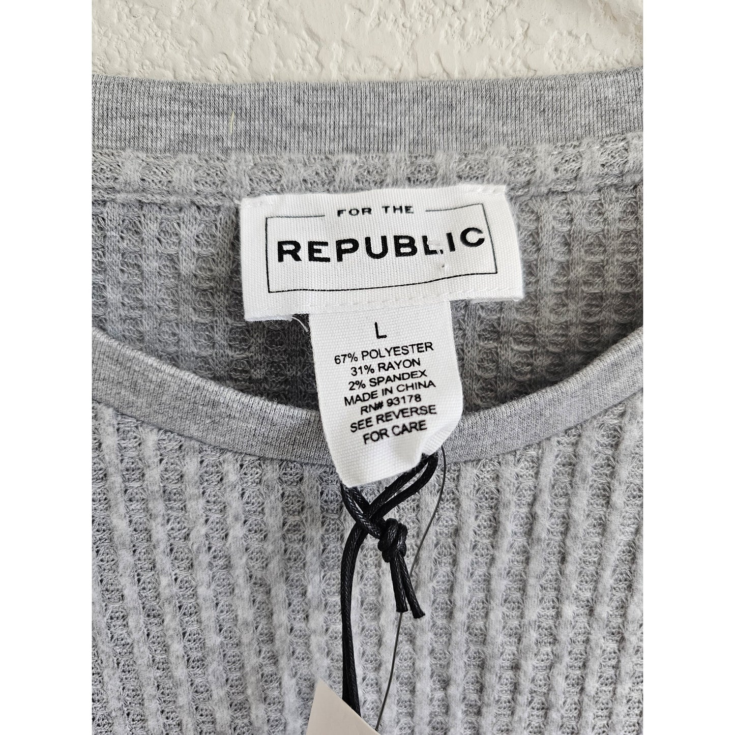 For the Republic Womens Sz L Long Sleeve Waffle Knit Shirt Light Gray NEW