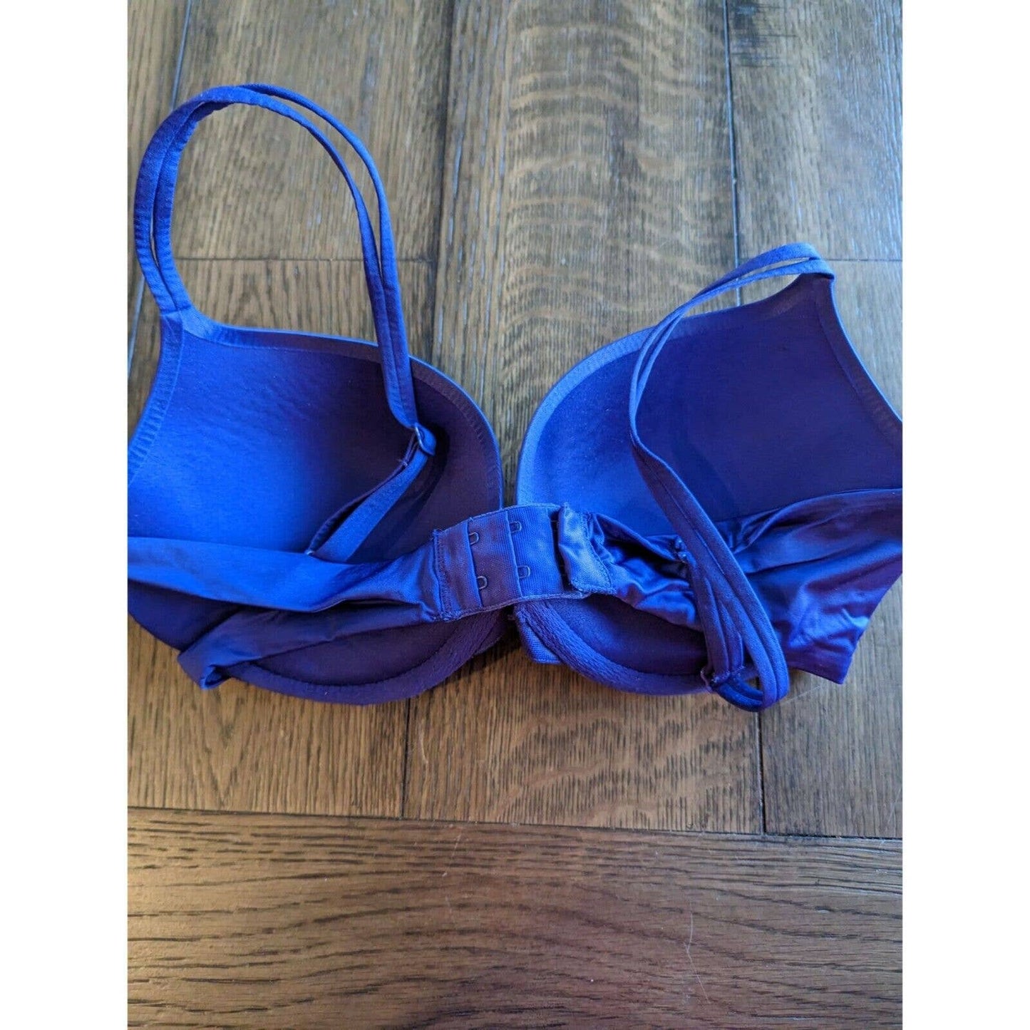 Victorias Secret Womens Sz 32DD Very Sexy Push Up Bra Purple Rhinestones