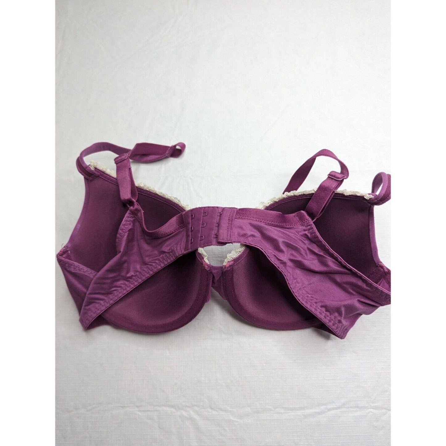 Vintage Y2K Jasmine & Ginger Womens Sz 38C T Shirt Bra Purple w/ Lace Trim