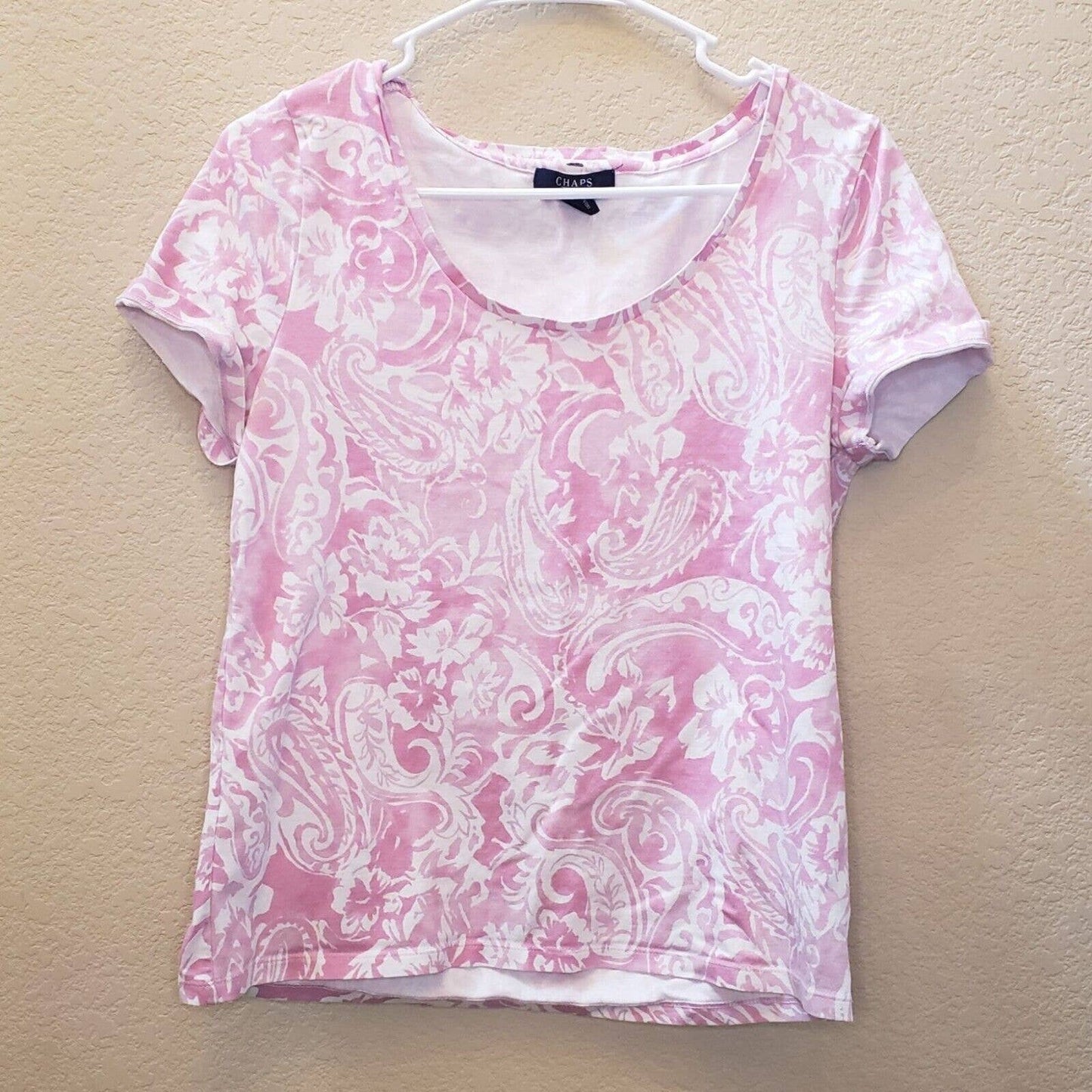 Chaps Womens Sz M Scoop Neck T Shirt Pink Paisley Floral Cotton