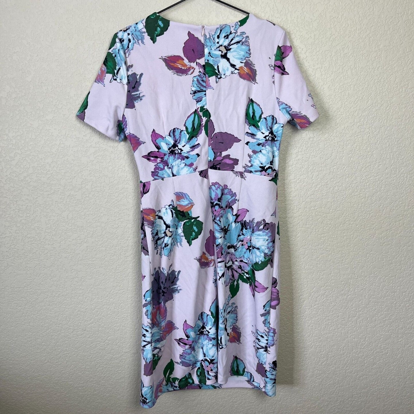 Phase Seven womens Sz 8 Short Sleeve Sheath Dress Purple Floral Spring
