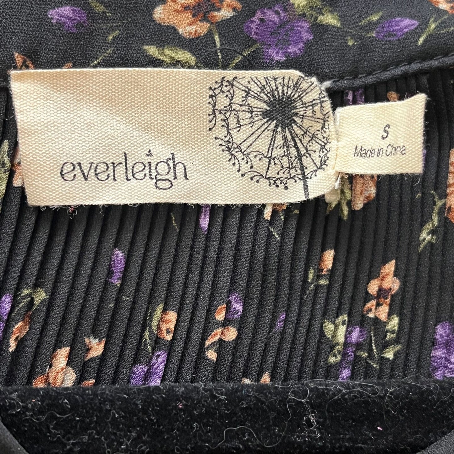 Everleigh Womens Sz S Pleated Black and Purple Long Sleeve Blouse