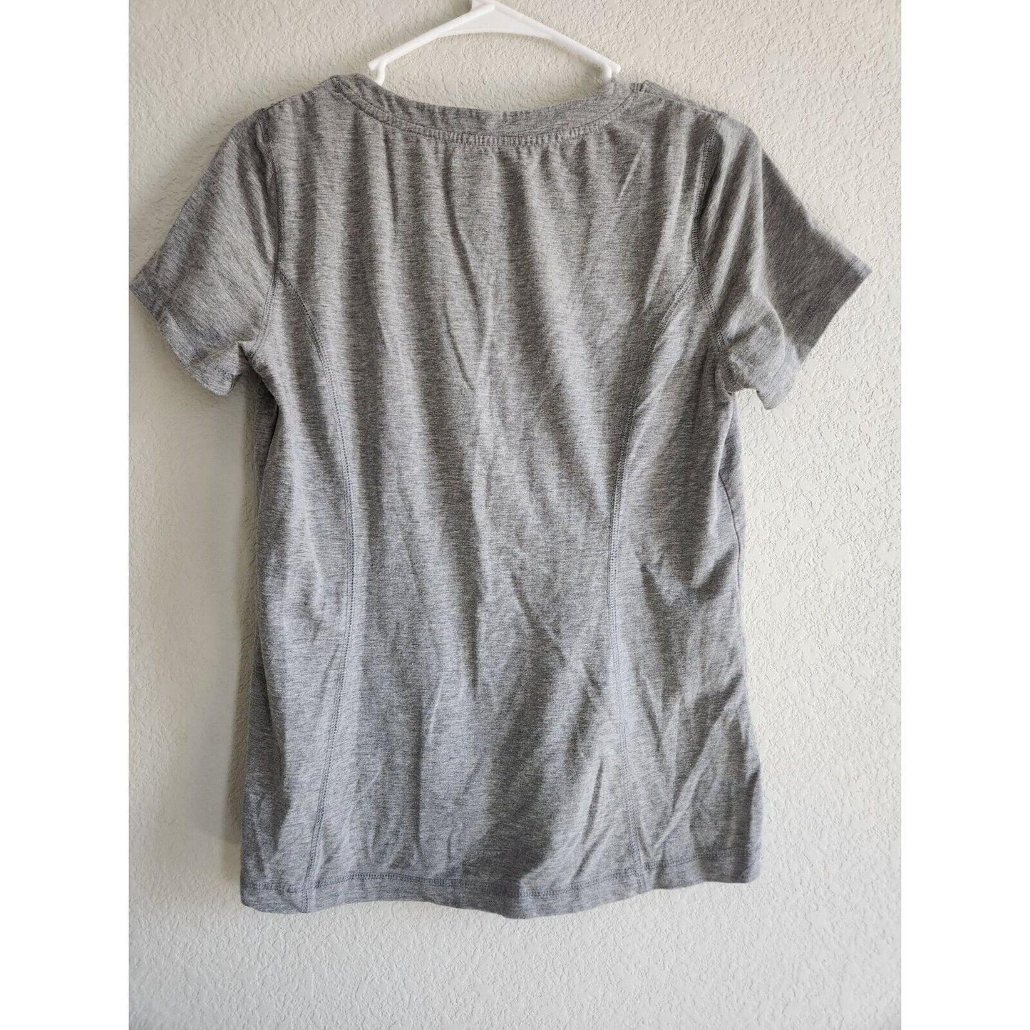 Danskin Now Womens Sz M Gray V Neck Athletic T Shirt