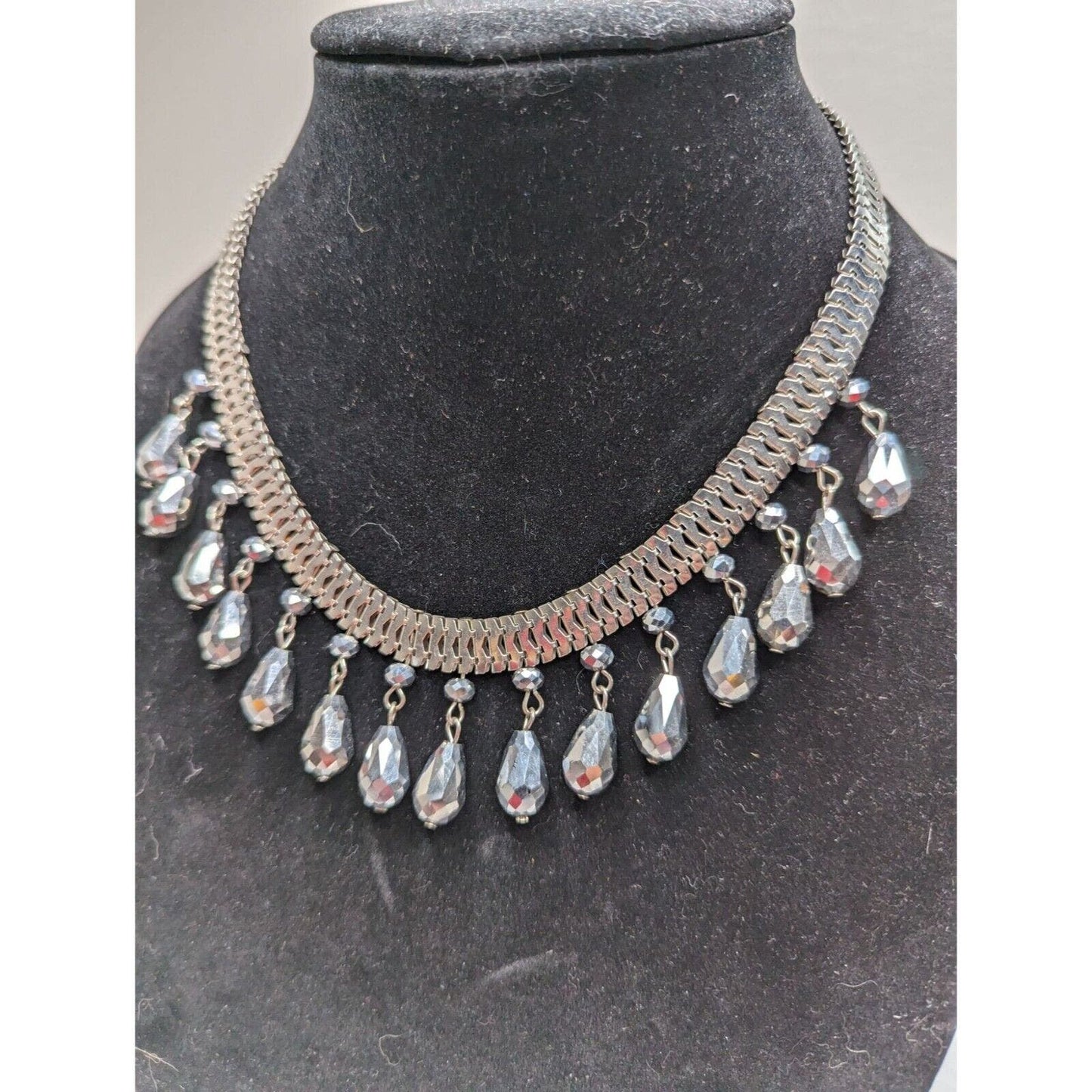 Vintage Silver and Black Teardrop Style Rhinestone Necklace