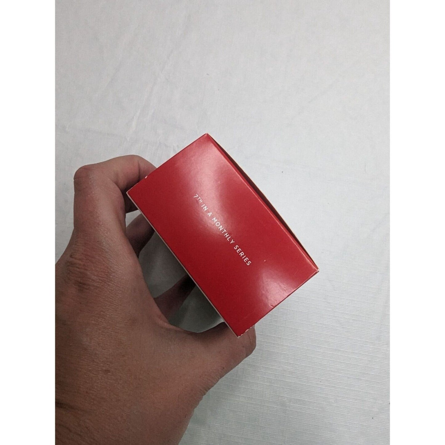 Hallmark Keepsake Christmas Tree Ornament Peanuts Linus's Big Heart Valentines