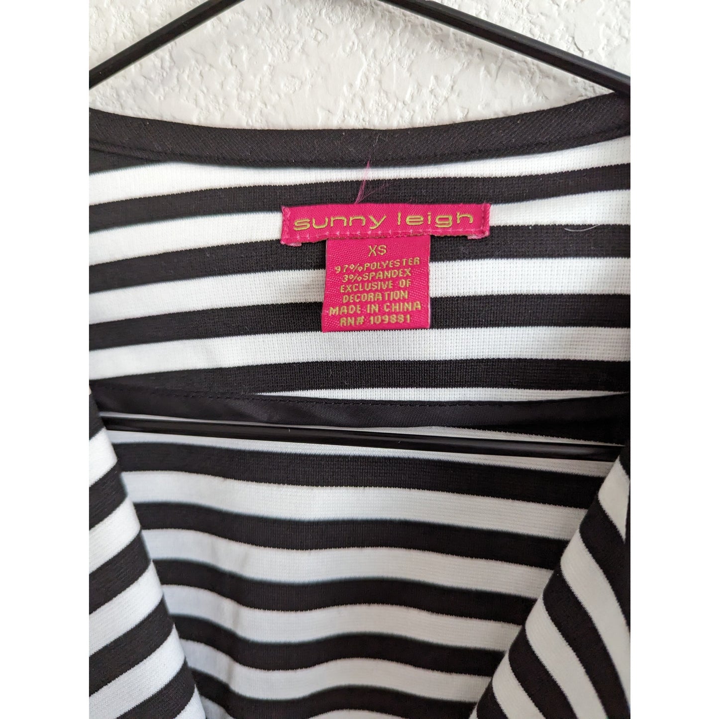 Sunny Leigh Womens Sz XS 2 Button Blazer Black White Striped