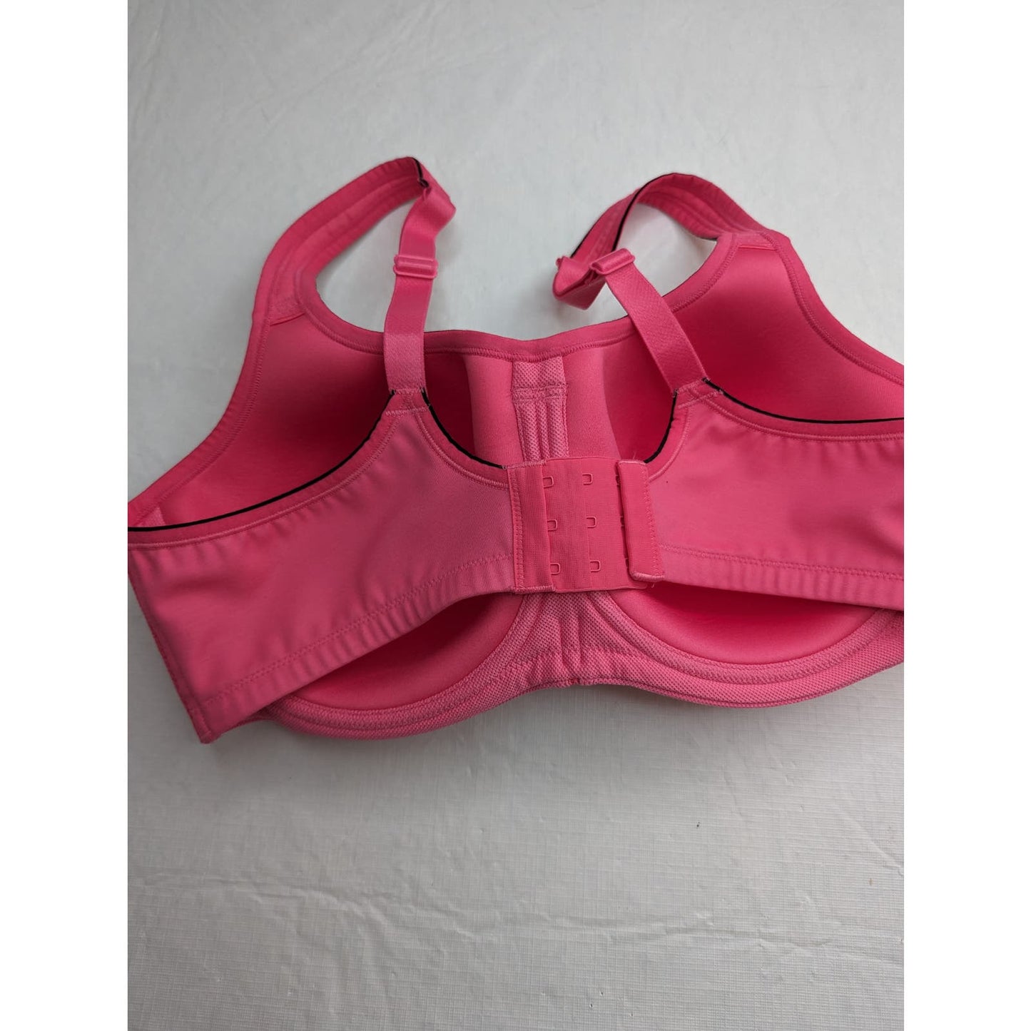 Dominique Womens Sz 38DD Bright Bubblegum Pink Lightly Padded No Wire Sports Bra