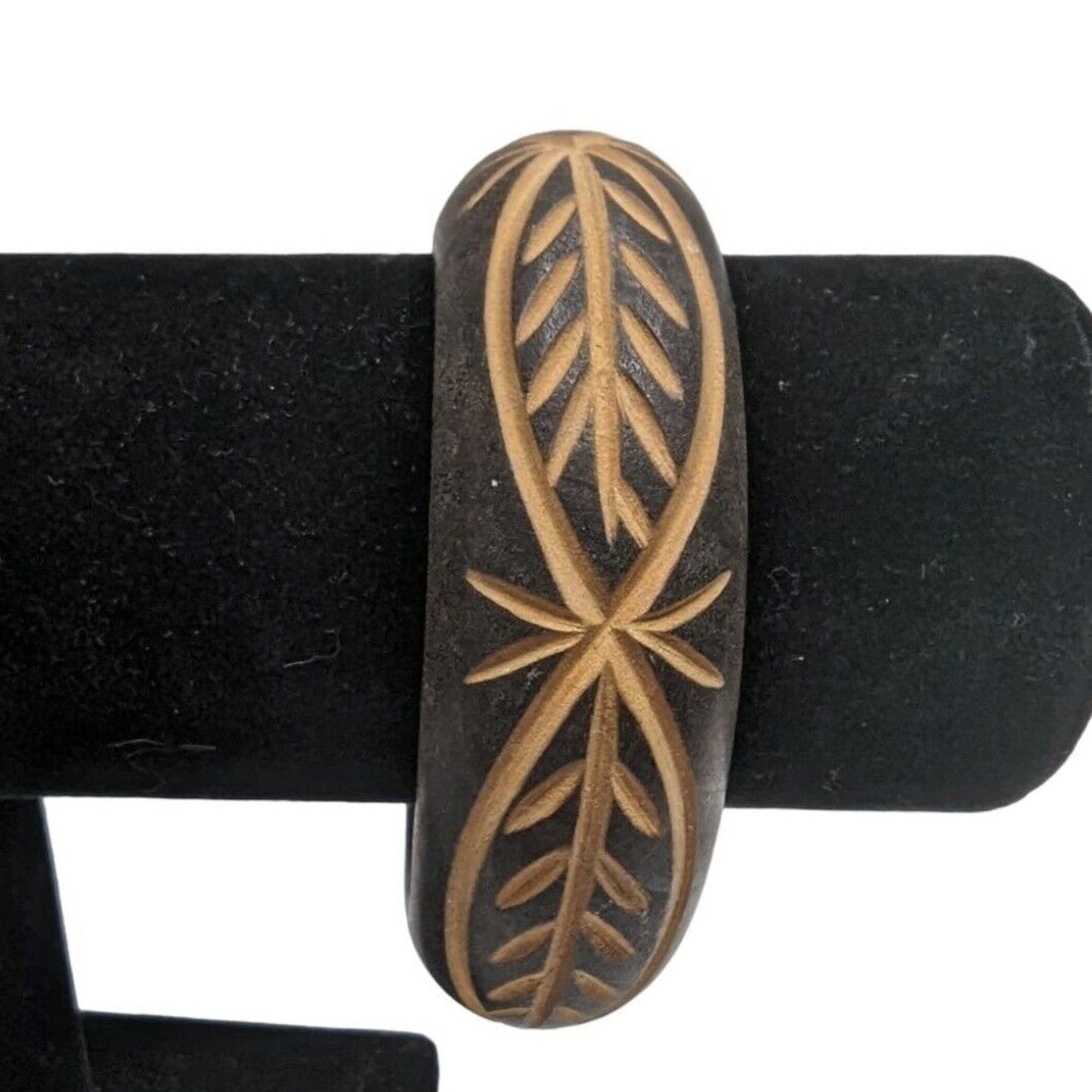 Vintage Mid Century Wooden Carved Bangle Bracelet Light Dark Brown