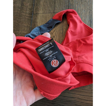 Bally Total Fitness Womens Sz L sports Bra Red and Black Fitted