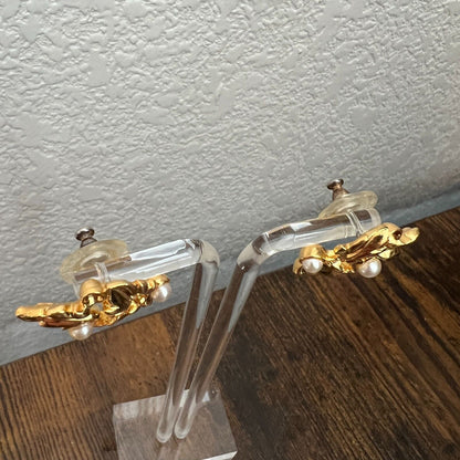 Vintage 1990s Napier Womens Earrings Gold Tone w/ Pearl Detail
