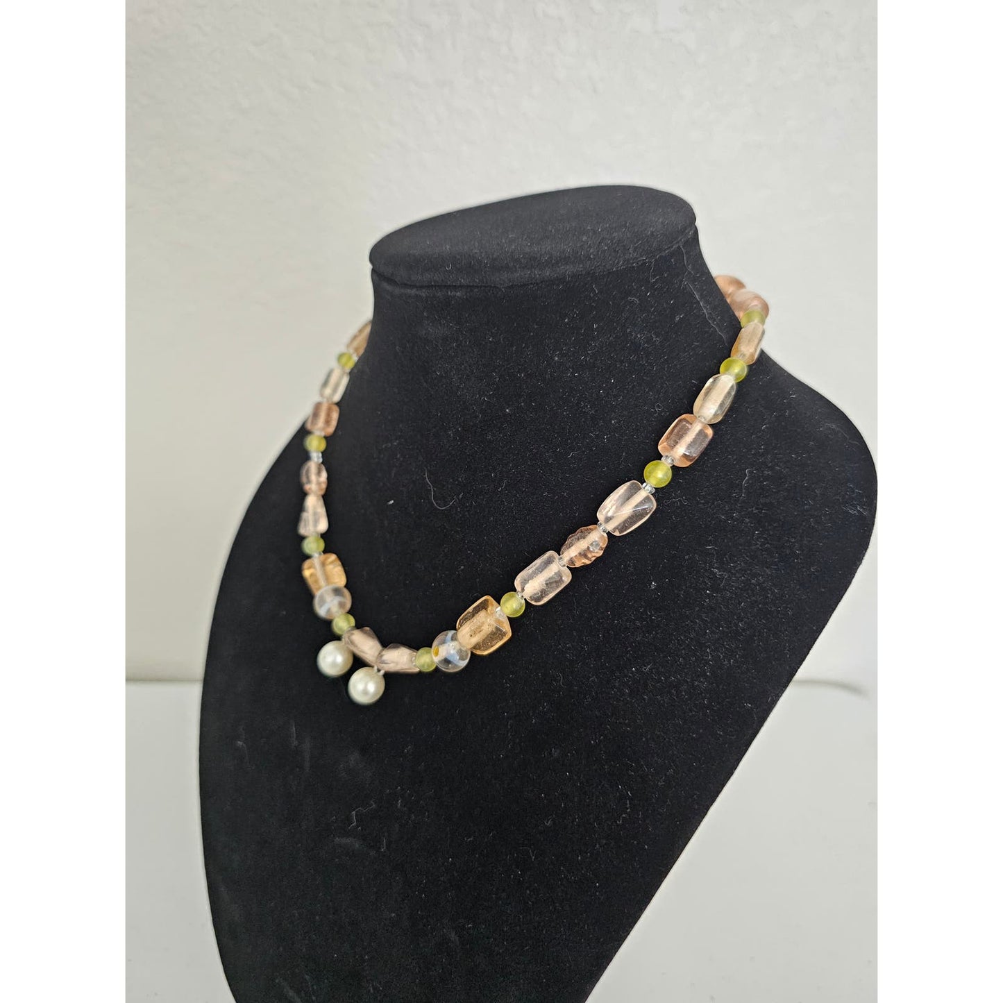 Vintage Handmade Glass Beaded Single Strand Necklace Peach Translucent