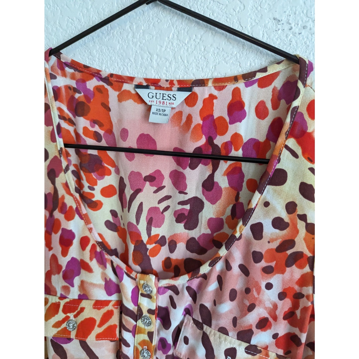 Guess Womens Sz XS Knee Length Sleeveless Dress w/ Pockets Red Pink Purple