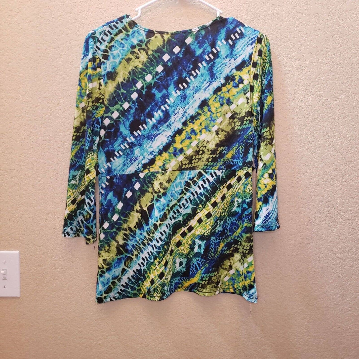 Jason Maxwell Womens Sz M Long Sleeve Blouse Blue Green Animal Print